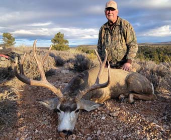 Trophy Buck Hunts with SilverGrand Outfitters