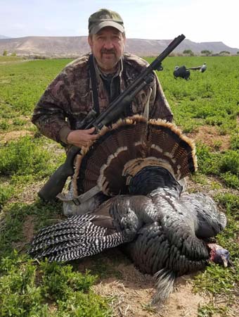 Coyote Hunting with SilverGrand Outfitters